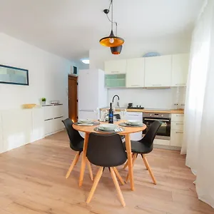 Green Corner *** Apartment